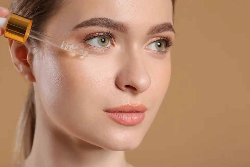 ضدآفتاب رنگی SPF50 بژ روشن
